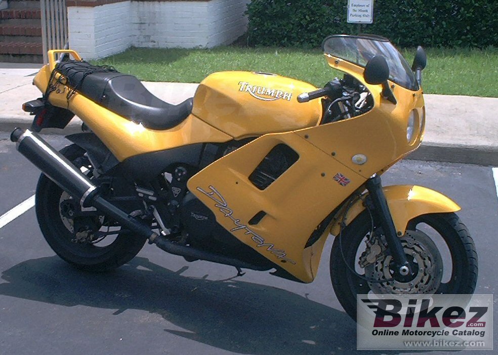 Big Andy Davis 2002 daytona 900 picture and wallpaper from Bikez.com